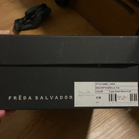 Freda Salvador- JADA- latte- cats paws at the bottom for longer life - Picture 2 of 4